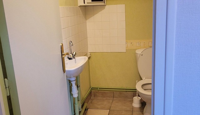 Small town center house in Salbris