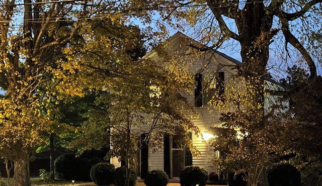 Small Town Charm - Close to Hampden-Sydney College and Longwood University