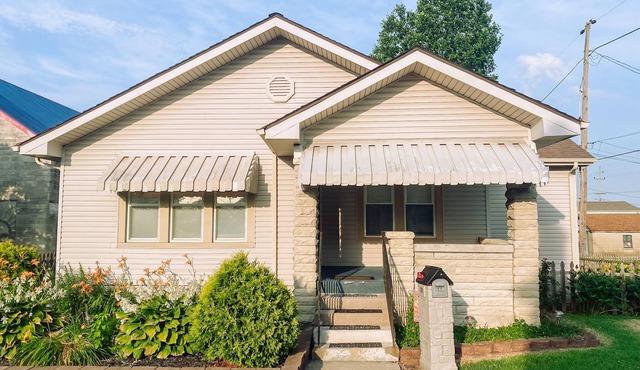 Small town Indiana getaway