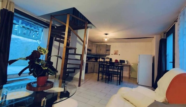 Small village center gîte