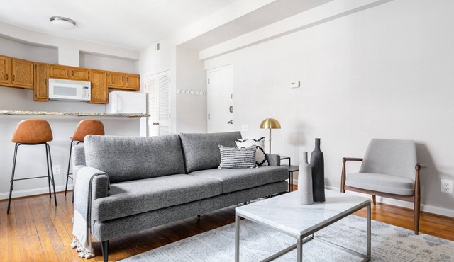 Smart Dupont Circle 1BR nr. U Street, Metro & Glen’s Mkt, by Blueground