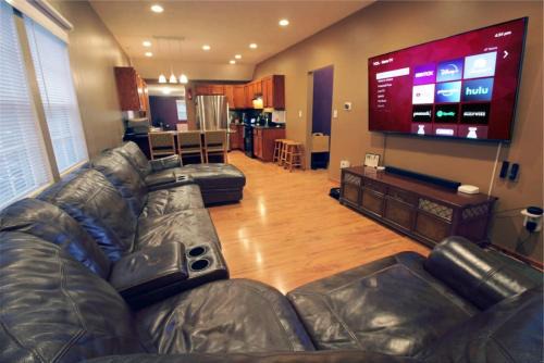 SMART Home close to downtown, MSU, and more