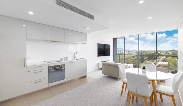 Smart Home, Voice control,Netflix & Sauna & Steam