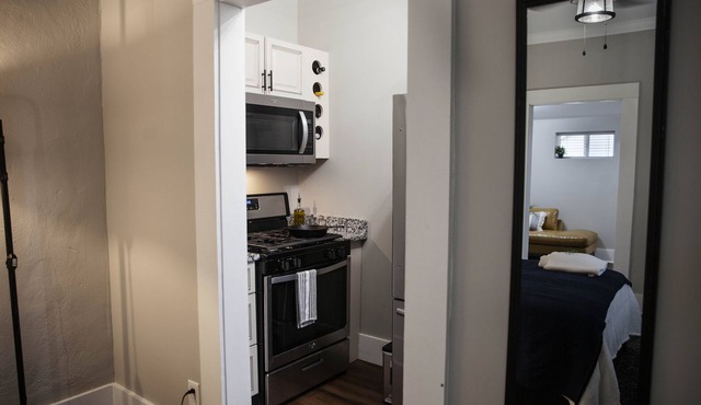 Smart private apartment has everything you need & pet friendly!
