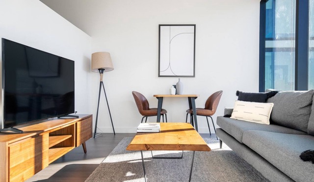 Smart South Loop 1BR w/Pool & gym, near CTA Train, by Blueground