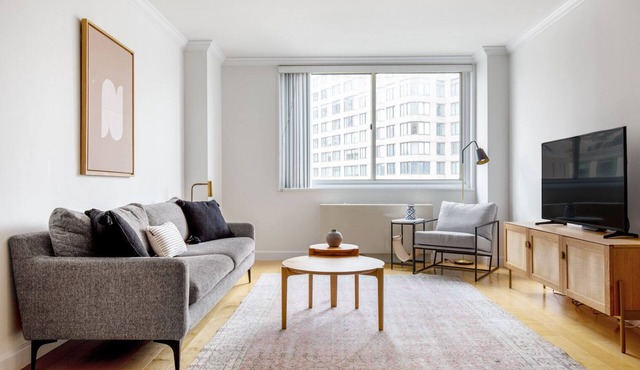 Smart UWS 1BR w/Doorman, Elevator, nr. Lincoln Center, by Blueground