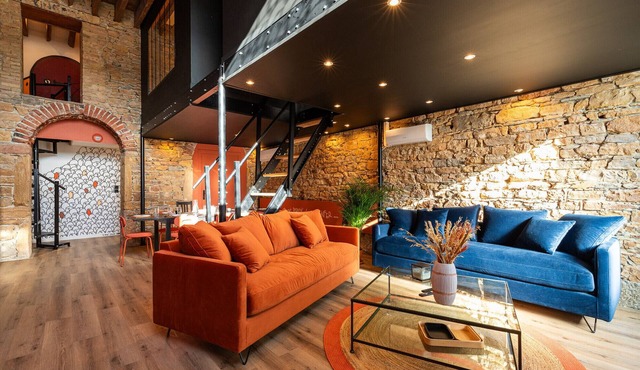 SmartStay Bird Family - Lyon