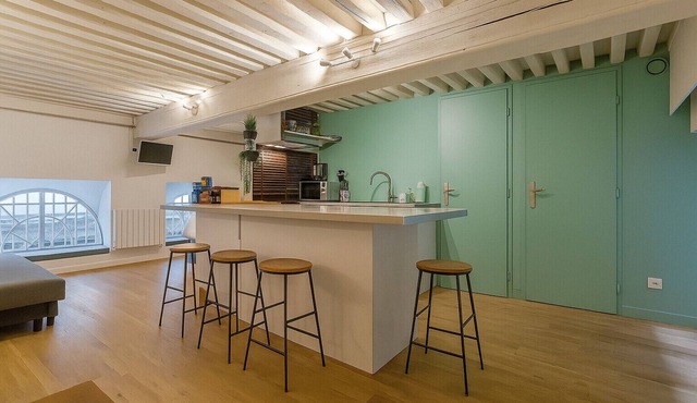 Smartstay Chardonnay - Downtown