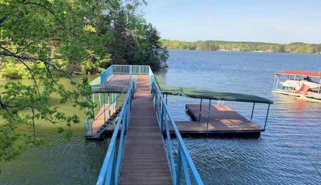 - SMITH-LAKE-Cullman-COTTAGE - CUSTOM- DOCK