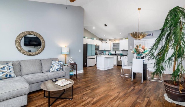Smith Mountain Lake Cottage