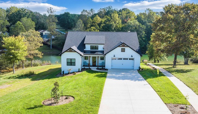Smith Mountain Lake Retreat