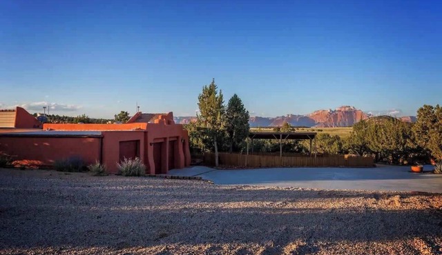 Smithsonian Retreat - Enjoy Zion Skyline Views