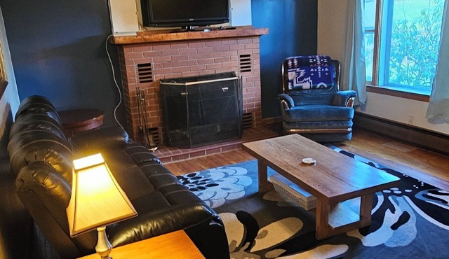 Smitty's Cozy Corner in Smethport, PA. Spaciously 4-bedroom home