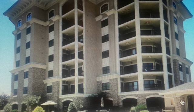 SML- Moneta, Va 3 bd condo @ Bridgewater Pointe Plaza