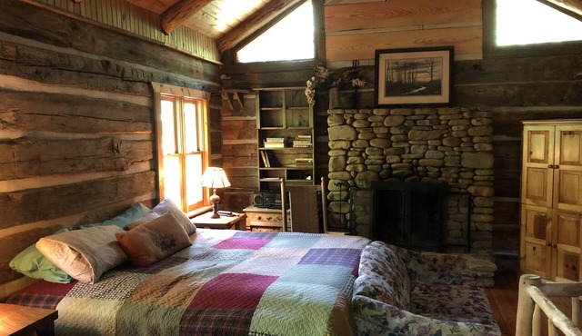 Smokey Mtn. Romantic Handcrafted Cabins