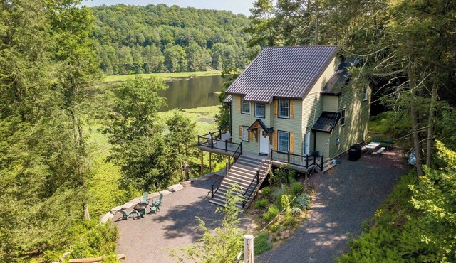 Smokin Beaver - Robin Vacation Rentals