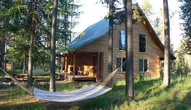 Smoky Bear Ranch Bed & Breakfast & Cabins