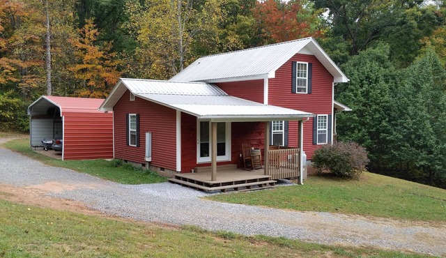 Smoky Mountain Area Relaxation, Recreation, Family and Pet Friendly