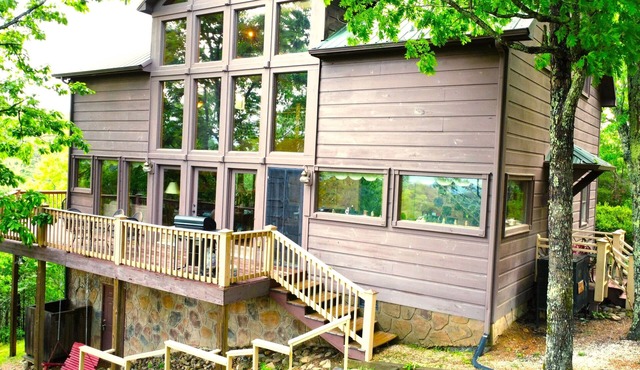 Smoky Mountains National Park, Cades Cove, Secluded Romantic Honeymoon Getaway