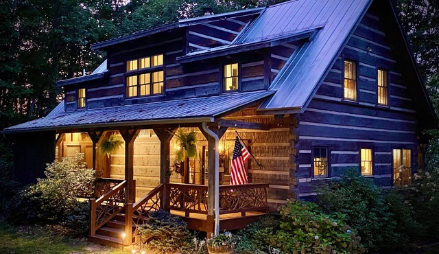 Smoky Mtn Cabin w/Stunning views! Private ensuite bath for every room!