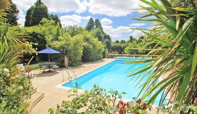 SMUGGLERS COTTAGE, family friendly, with pool in Looe