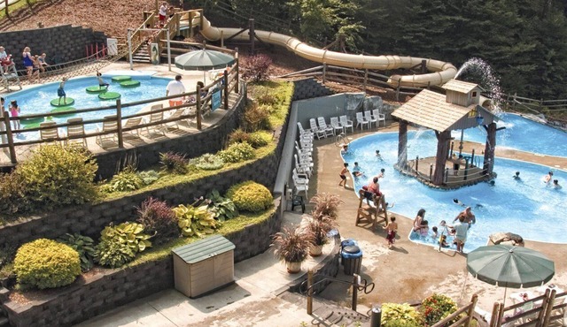 Smugglers' Notch Resort! Charming 2-bedroom resort in brilliant Cambridge