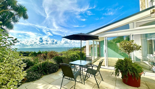 Smugglers View - sleeps 4 guests in 2 bedrooms