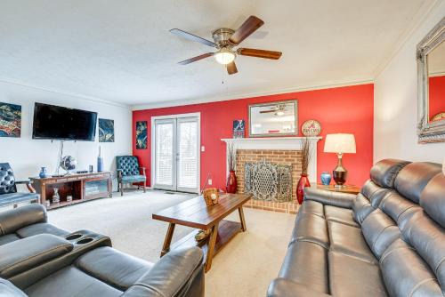 Smyrna Vacation Rental about 2 Mi to The Battery!