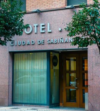 SNÖ Hotel Ciudad de Sabiñánigo