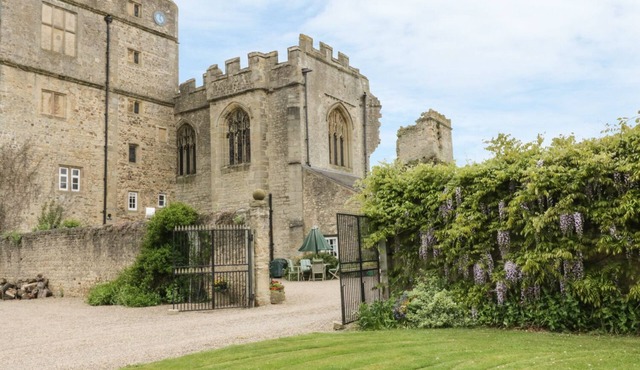SNAPE CASTLE, THE UNDERCROFT, pet friendly in Snape, Yorkshire