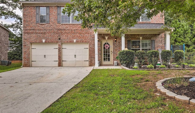 Snellville Abode < 9 Mi to Stone Mtn Park!