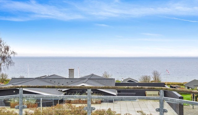 "Snezana" - 150m from the sea by Interhome