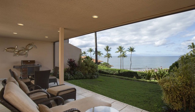 Snorkel Directly Out Front - Makena Surf C105