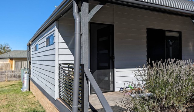 Snow-Berri is a 2 bedroom apartment