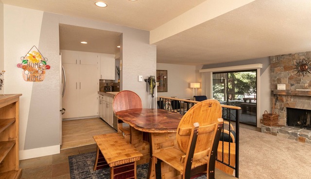 Snow Creek Condo with 2 Bedrooms, 2 Bathrooms and expanded ground level patio !