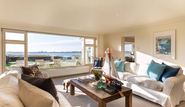 Snow Goose - Five Bedroom Villa, Sleeps 9