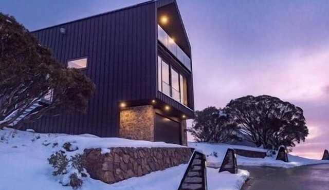 Snow Gum Luxurious Winter Escape