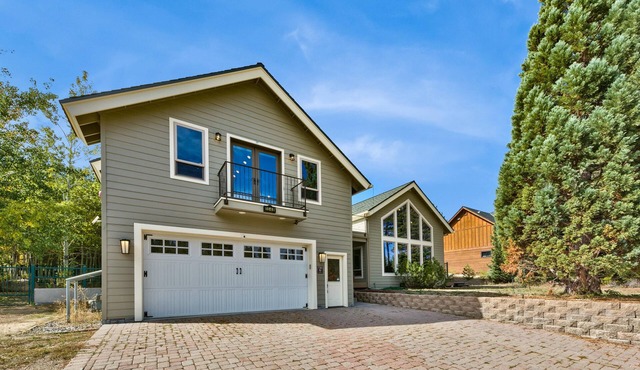 Snow Mtn Lodge 4BR/2.5BA Luxury Home