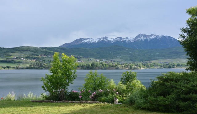 SnowBasin/Powder Mountain-Home On The Lake