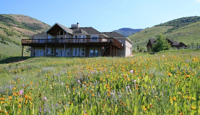 Snowbasin - Utah's Hidden Skiing Treasure!