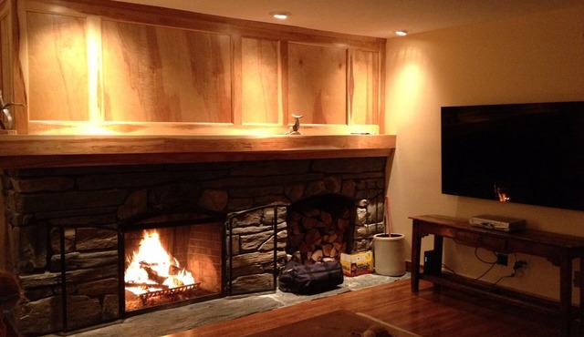 Snowberry Hill, 5 bedroom, Private Luxury Ski Home on Killington Mtn, sleeps 12