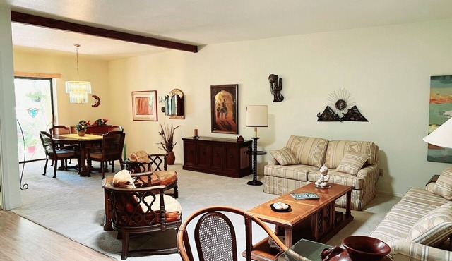 Snowbirds welcome! Scenic desert, quiet sunshine, Mountain Views, hiking/biking
