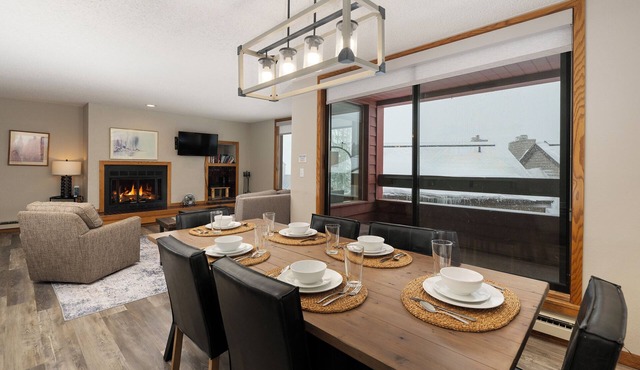 Snowblaze A23 communal indoor pool & hot tub