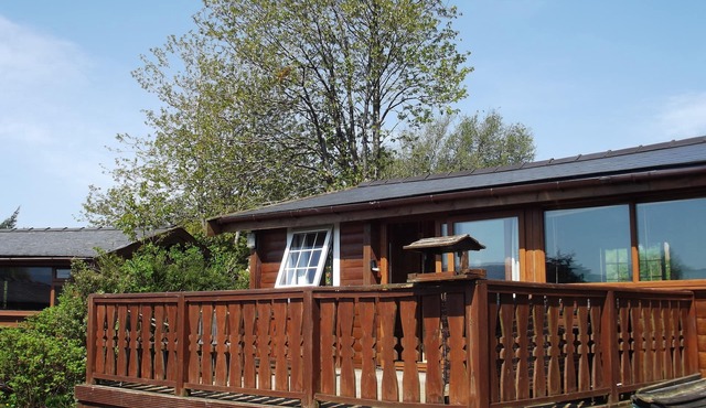 SNOWDONIA LOG CABIN RETREAT 4 BERTH FAMILY/PET FRIENDLY. STUNNING MOUNTAIN VIEWS