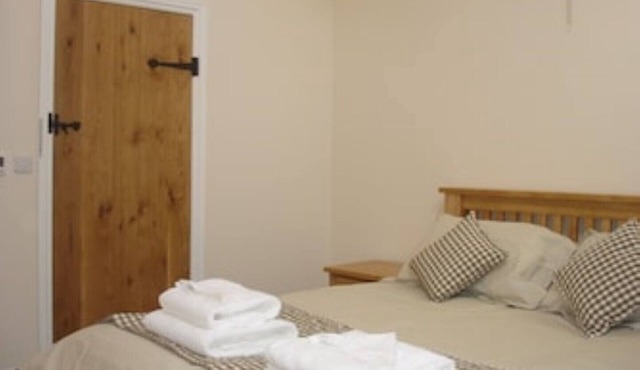 Snowdrop Cottage - Luxury Accommodation In The Heart Of Derbyshire