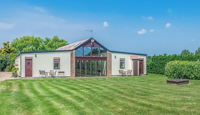 Snowdrop Cottage - W43121