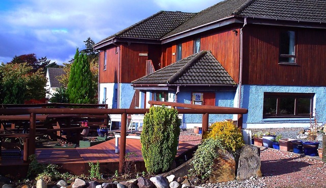 Snowgoose Apartments & Blacksmith Bunkhouse