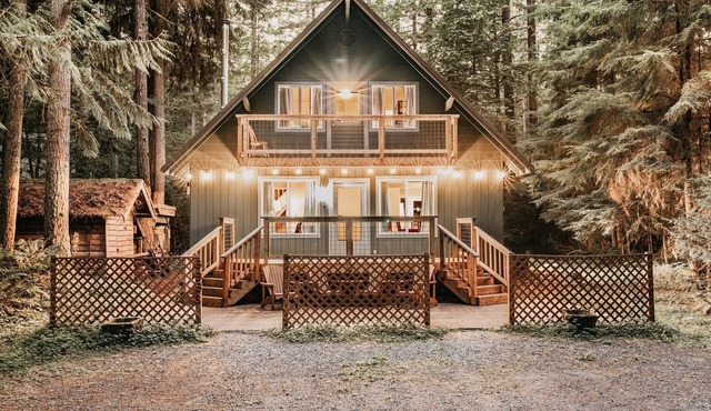 Snowline Cabin #49 - Hot Tub - WiFi - Fireplace