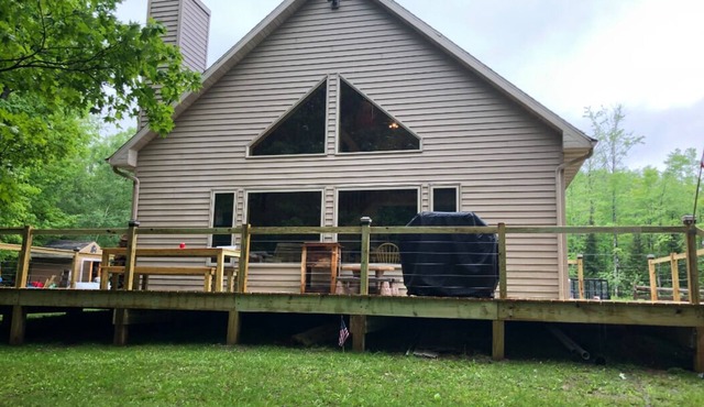 Snowmobile, Skiing, and Outdoor Paradise/Cabin