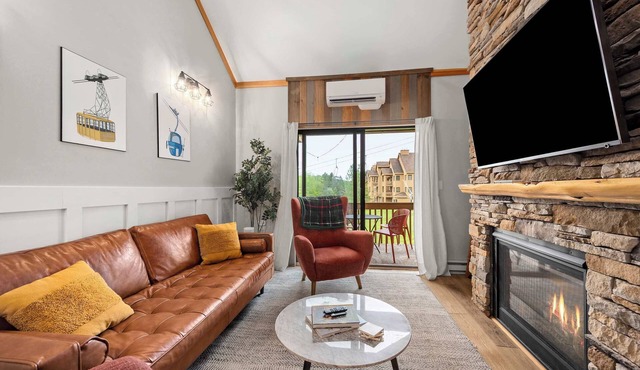SnowPine Condo, Sleeps 8, A/C, Fireplace